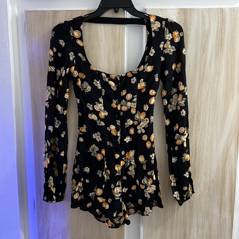 Beach Riot Romper - Picture 5 of 8